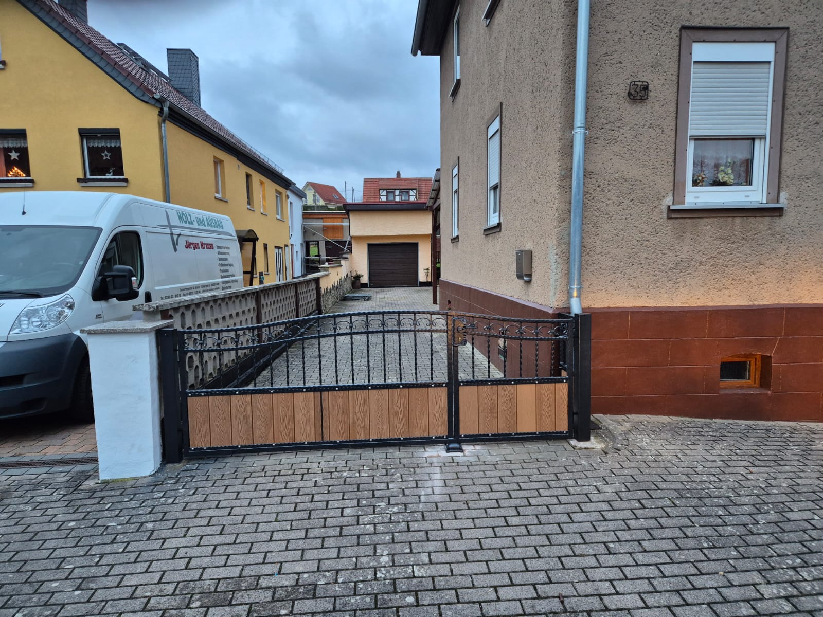 Zäune & Tore aus Metall – Referenzarbeit von KRAMAR